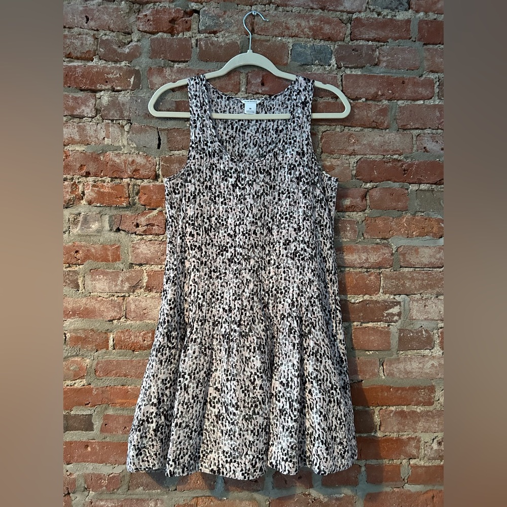 💗🖤🤍 Club Monaco dress 100% silk size 00
